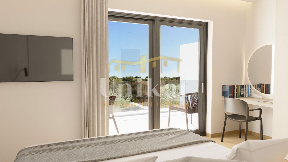 Nuova costruzione: bifamiliare con piscina